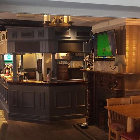 Отель Bacon Arms, Newbury Ньюбери Экстерьер фото