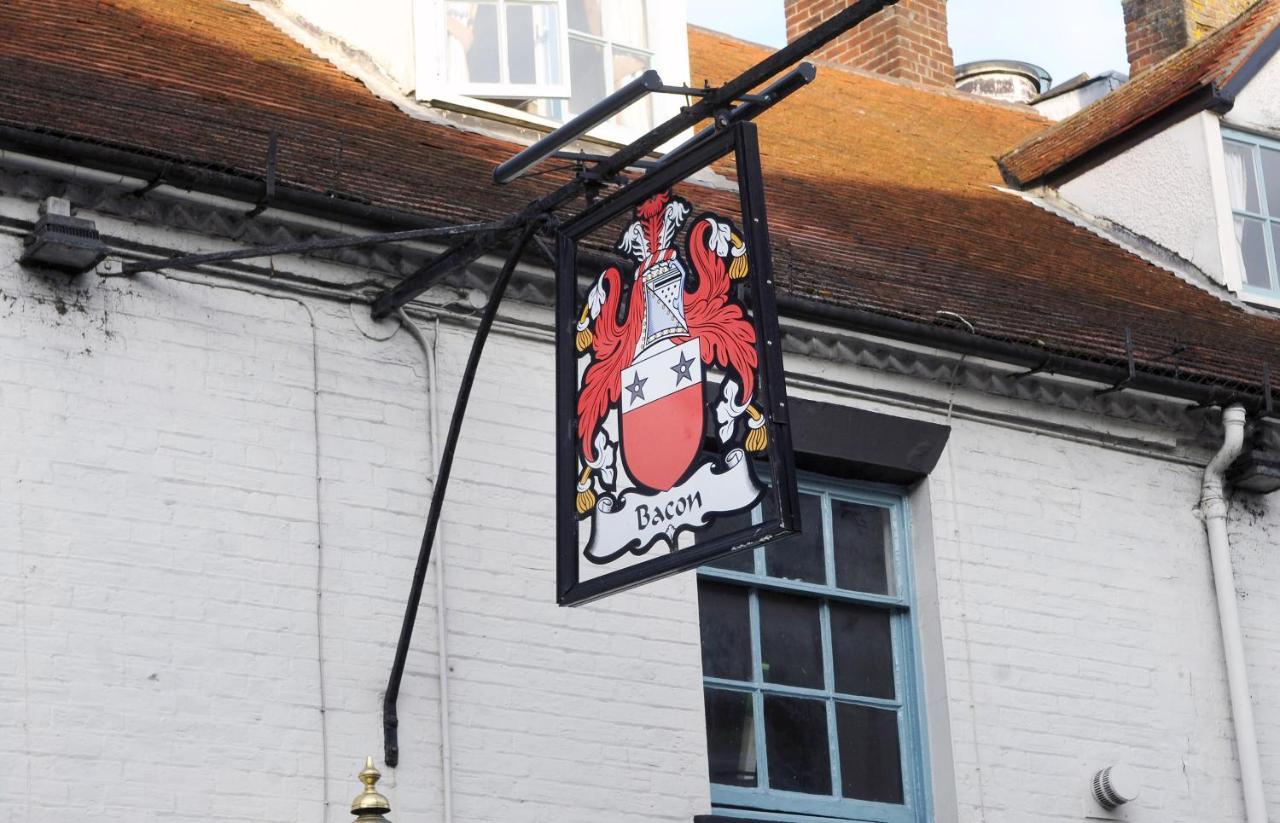 Отель Bacon Arms, Newbury Ньюбери Экстерьер фото
