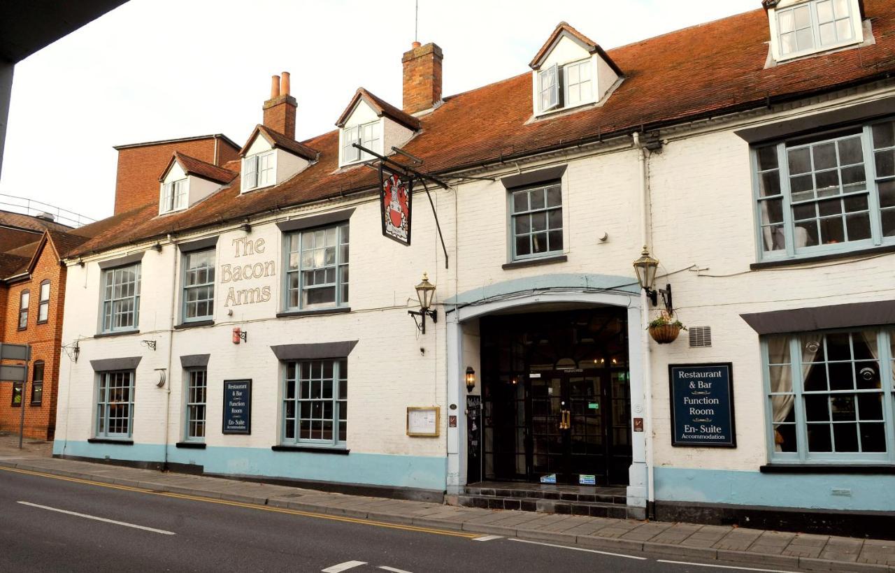 Отель Bacon Arms, Newbury Ньюбери Экстерьер фото