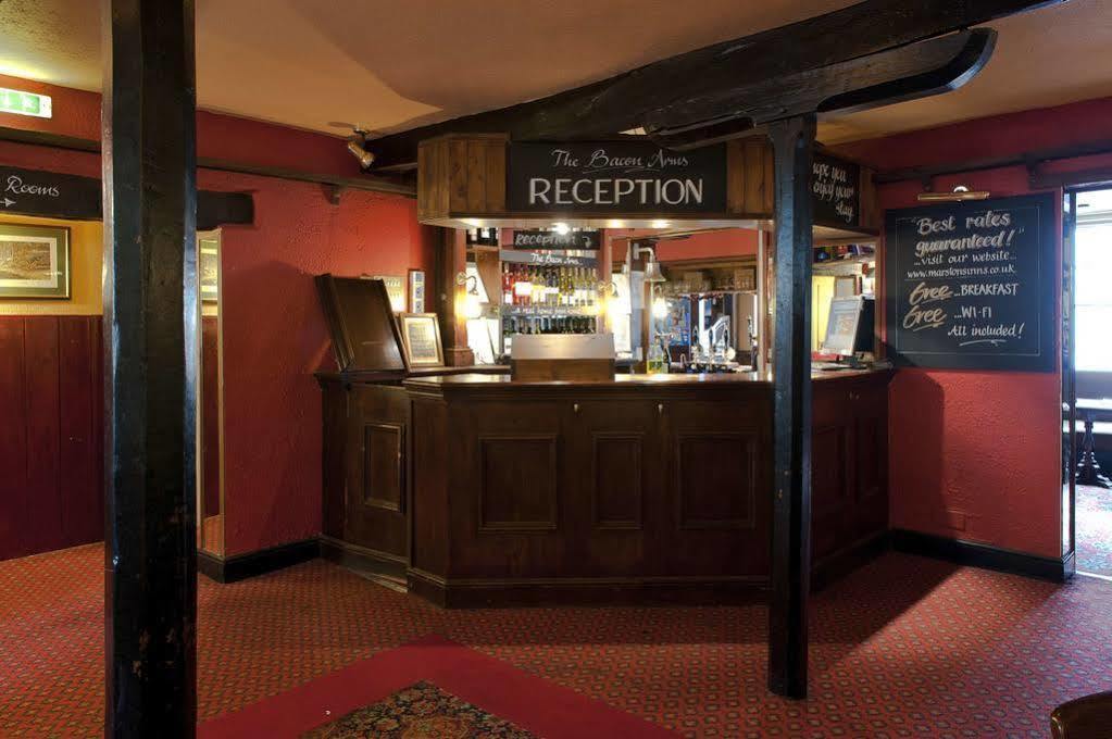 Отель Bacon Arms, Newbury Ньюбери Экстерьер фото
